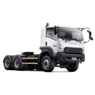 Isuzu trucktor Head