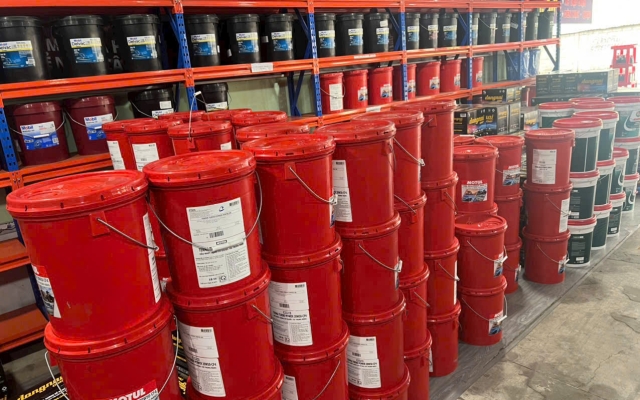 DẦU NHỚT MOTUL CHÍNH HÃNG – NHỚT Ô TÔ, XE MÁY, XE TẢI | BÌNH HIỆP PHÁT