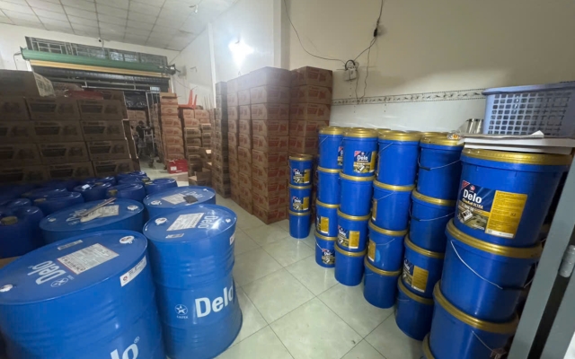 Nhớt Xe Tải Caltex Delo Chính Hãng – Dầu Động Cơ Diesel 15W40, 20W50