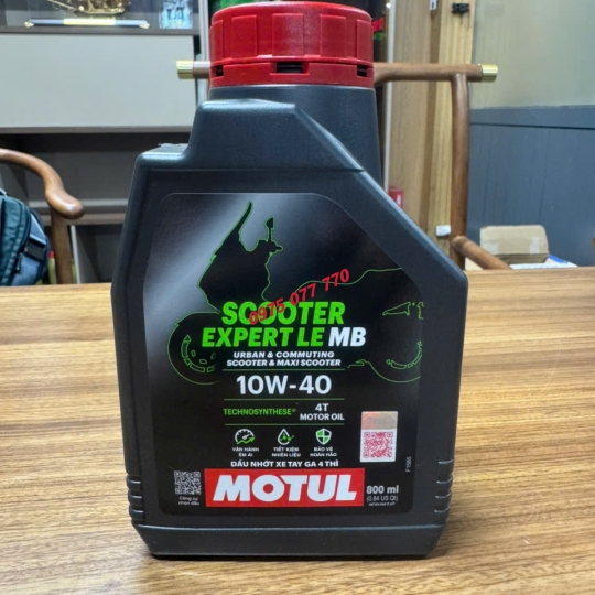 nhớt xe tay ga MOTUL SCOOTER EXPERT LE 10W40, API SP, JASO MB, bán tổng hợp, chính hãng